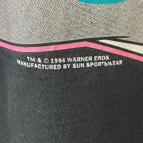 Vintage Looney Tunes Tshirt 1994 Taz Tweety Bird Bugs Bunny SEE DESCRIPTION - Picture 3 of 7